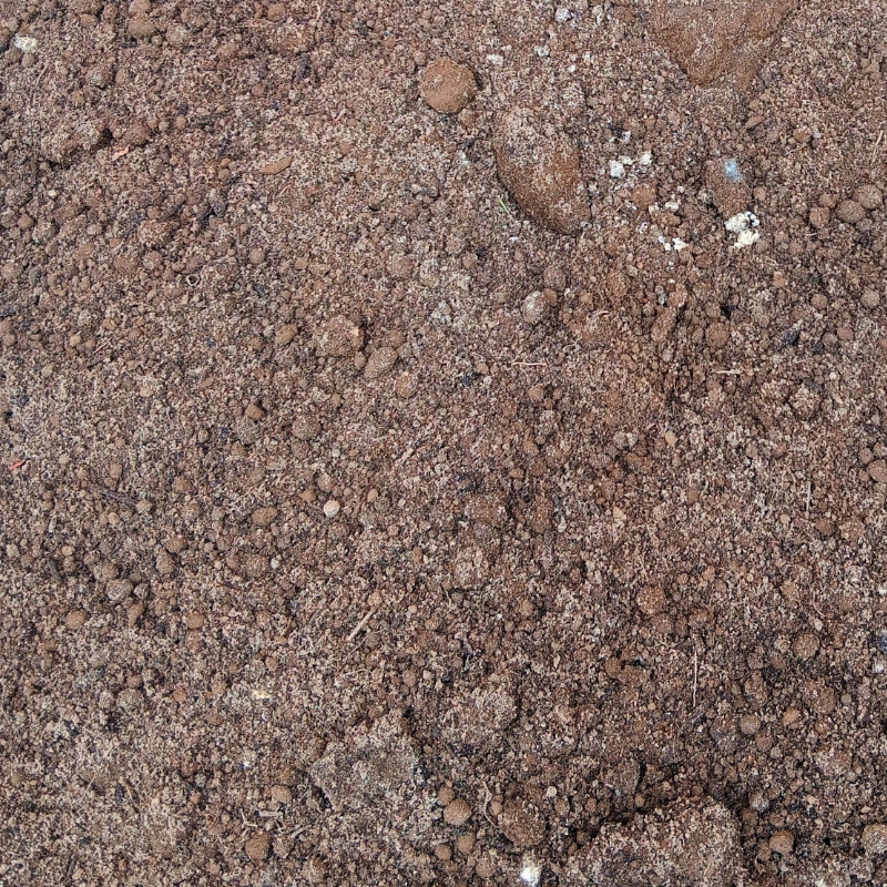 SOIL-001-Unscreened-Topsoil-1.jpg